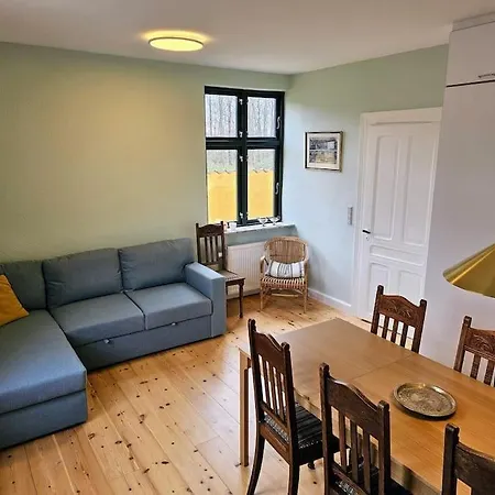 Apartament Privat Pa Landejendommen Frederiks-eg *