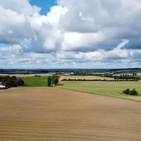 Apartament Privat Pa Landejendommen Frederiks-eg *