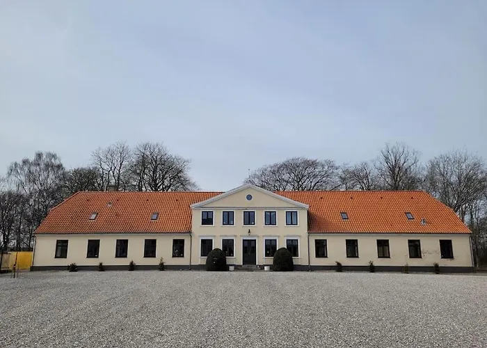 Privat Pa Landejendommen Frederiks-eg